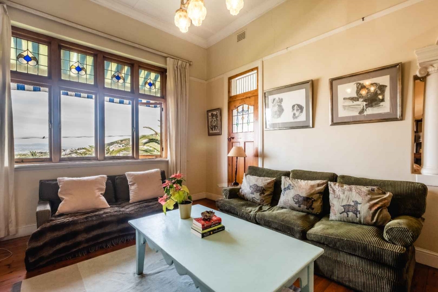 To Let 4 Bedroom Property for Rent in Oranjezicht Western Cape